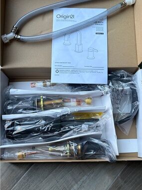 Origin21 Widespread Bath Faucet in Matte Black - Brand New